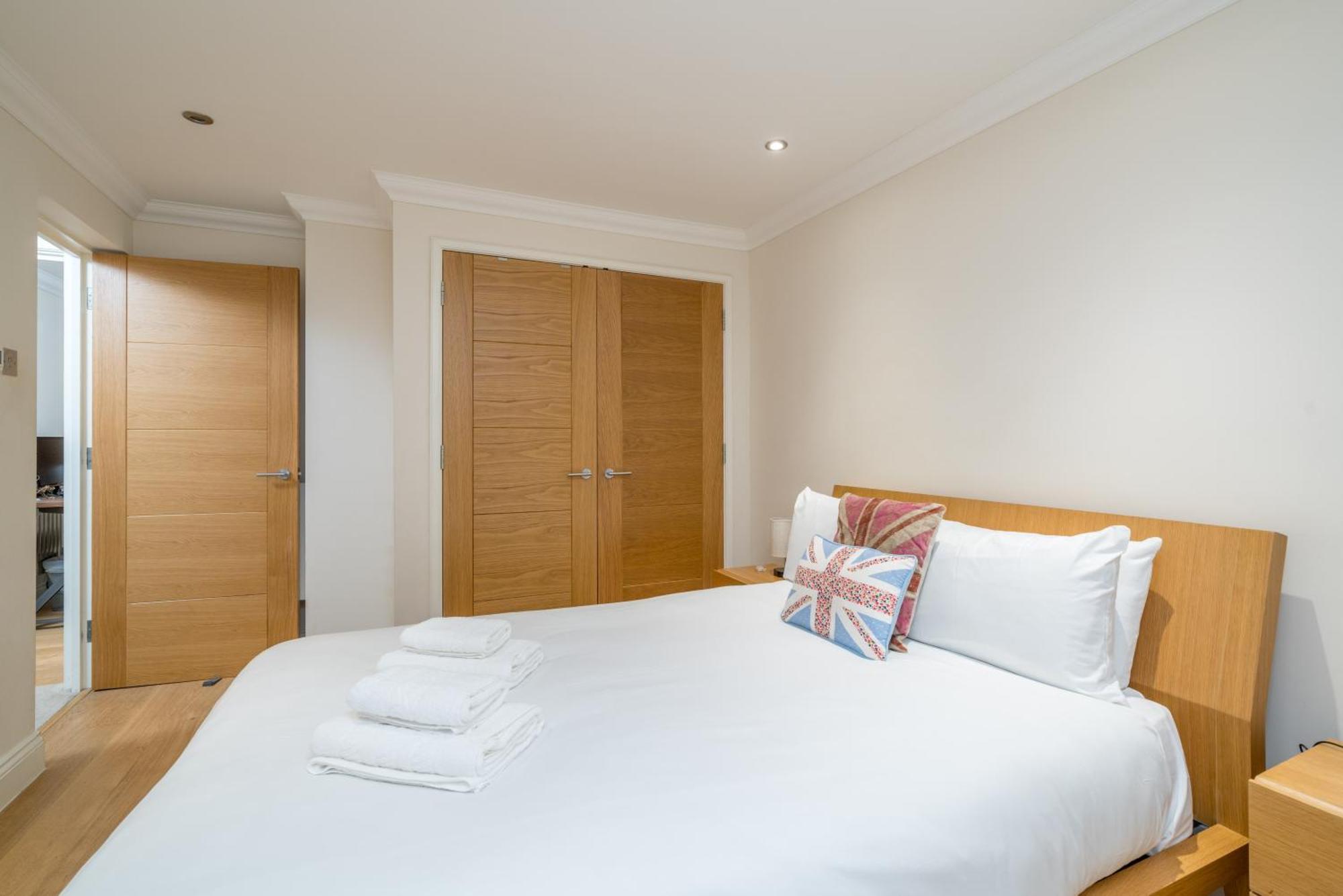 Great Apartment Near St Pauls Cathedral Лондон Экстерьер фото